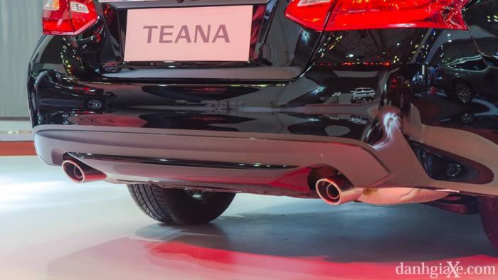 Nissan Teana 2017 giá bao nhiêu? Đánh giá nội ngoại thất và vận hành